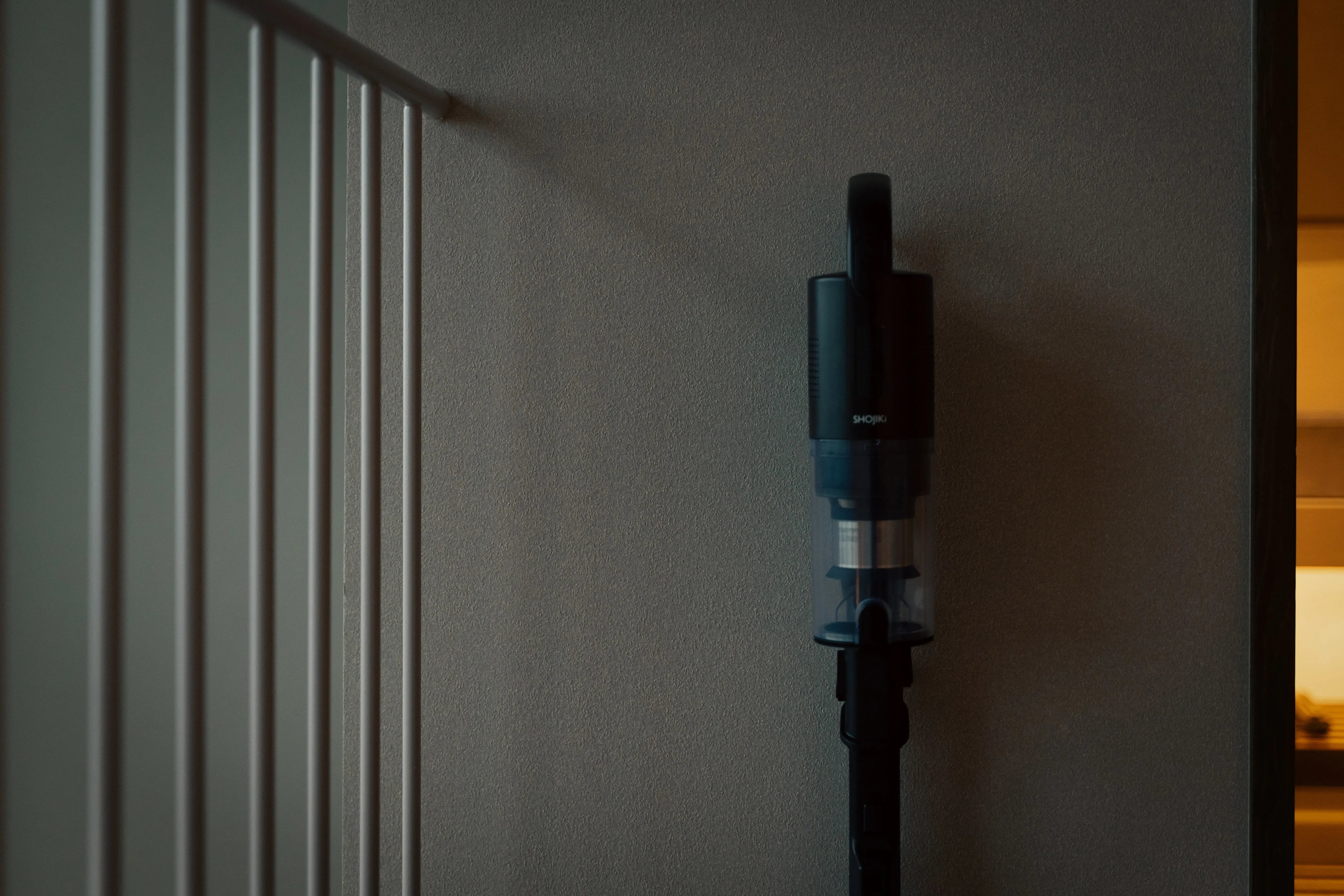 SHOJIKI コードレス掃除機（SH-J001）