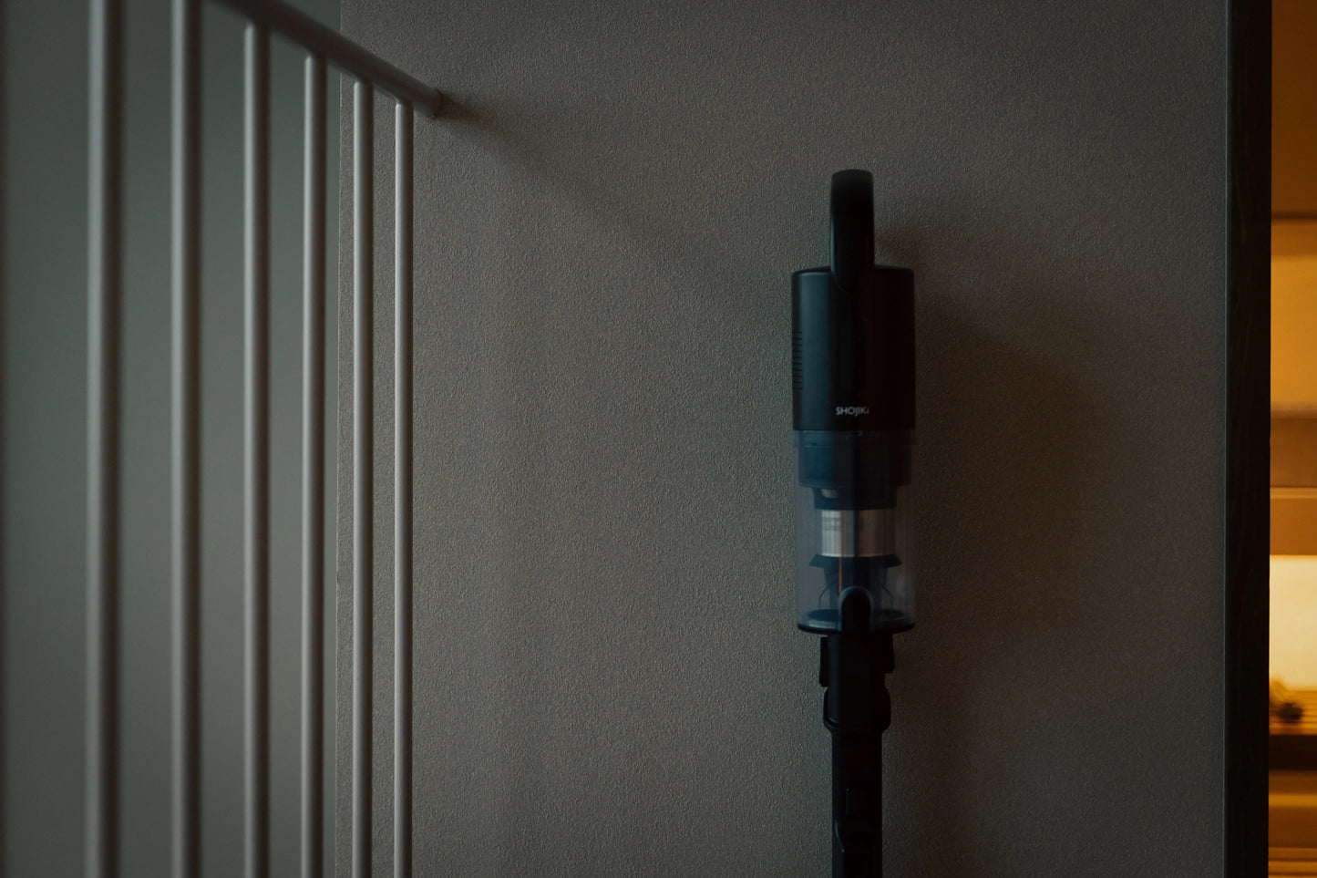 【１月末入荷予定】SHOJIKI コードレス掃除機 SH-J001