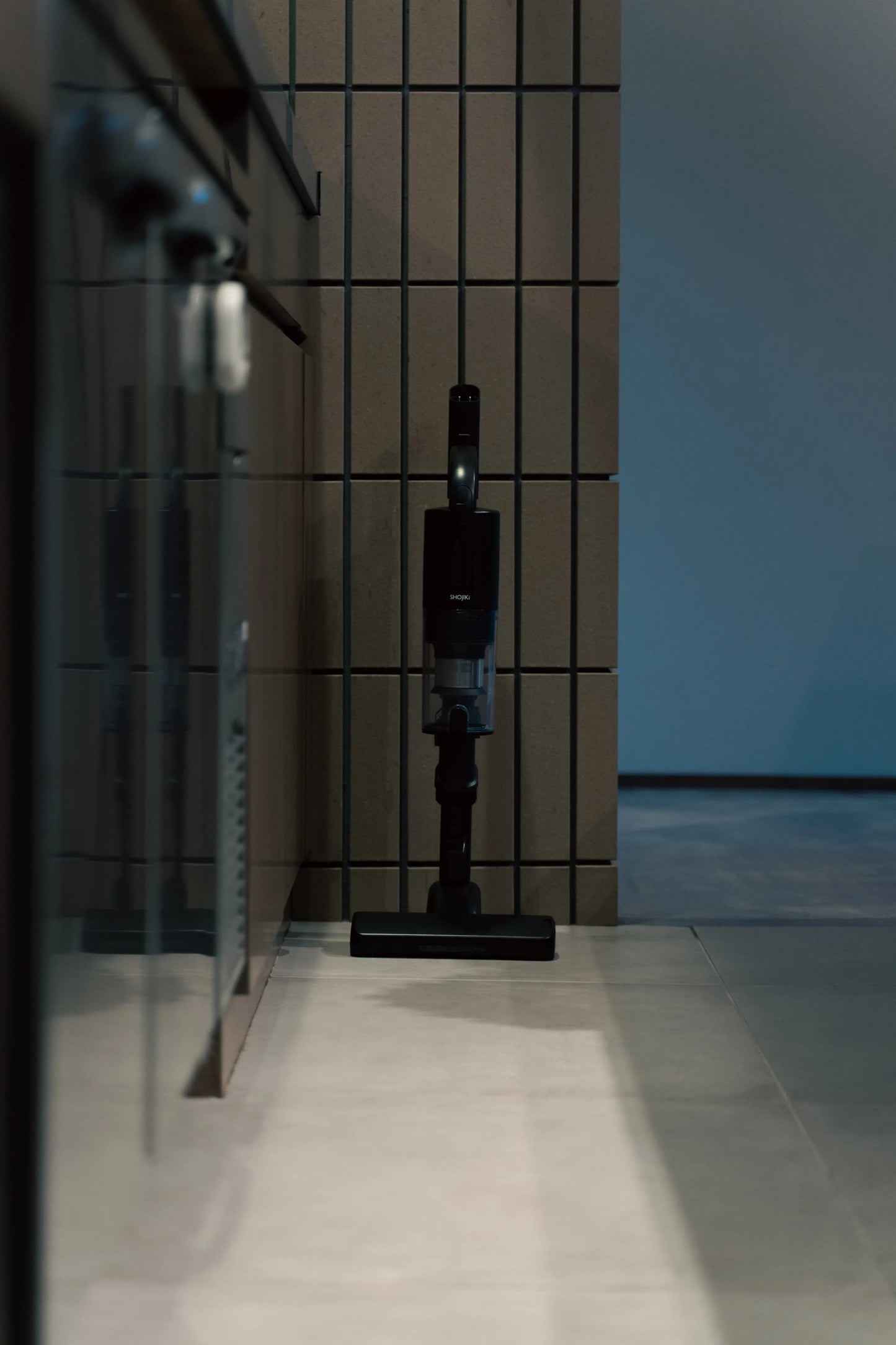 【１月末入荷予定】SHOJIKI コードレス掃除機 SH-J001